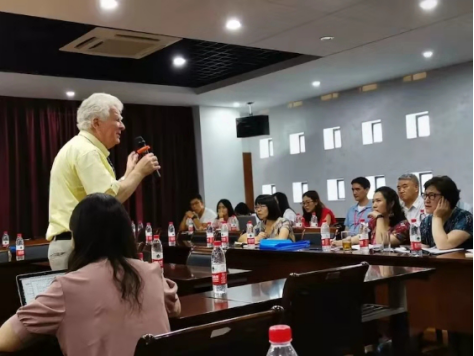 https://iiccc.bfsu.edu.cn/__local/9/E7/DB/0E1DF971AAF7614B02E0BAA58BE_B95D45CC_A52A4.png