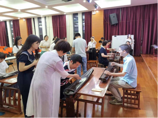 https://iiccc.bfsu.edu.cn/__local/C/43/31/F6984480B819EAE0E0F63D30B54_D3A100A0_C454D.png